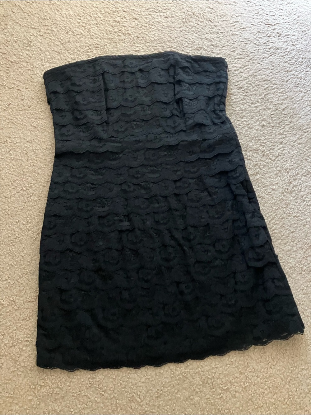 Forever 21 black lace tube top mini dress 🖤